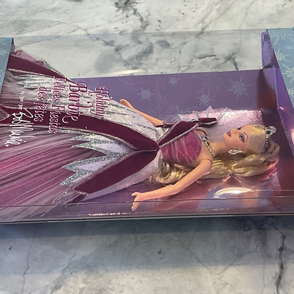 Holiday Barbie Doll by Bob Mackie 2005 NRFB Foreign Language Edition Rare - Picture 5 of 11
